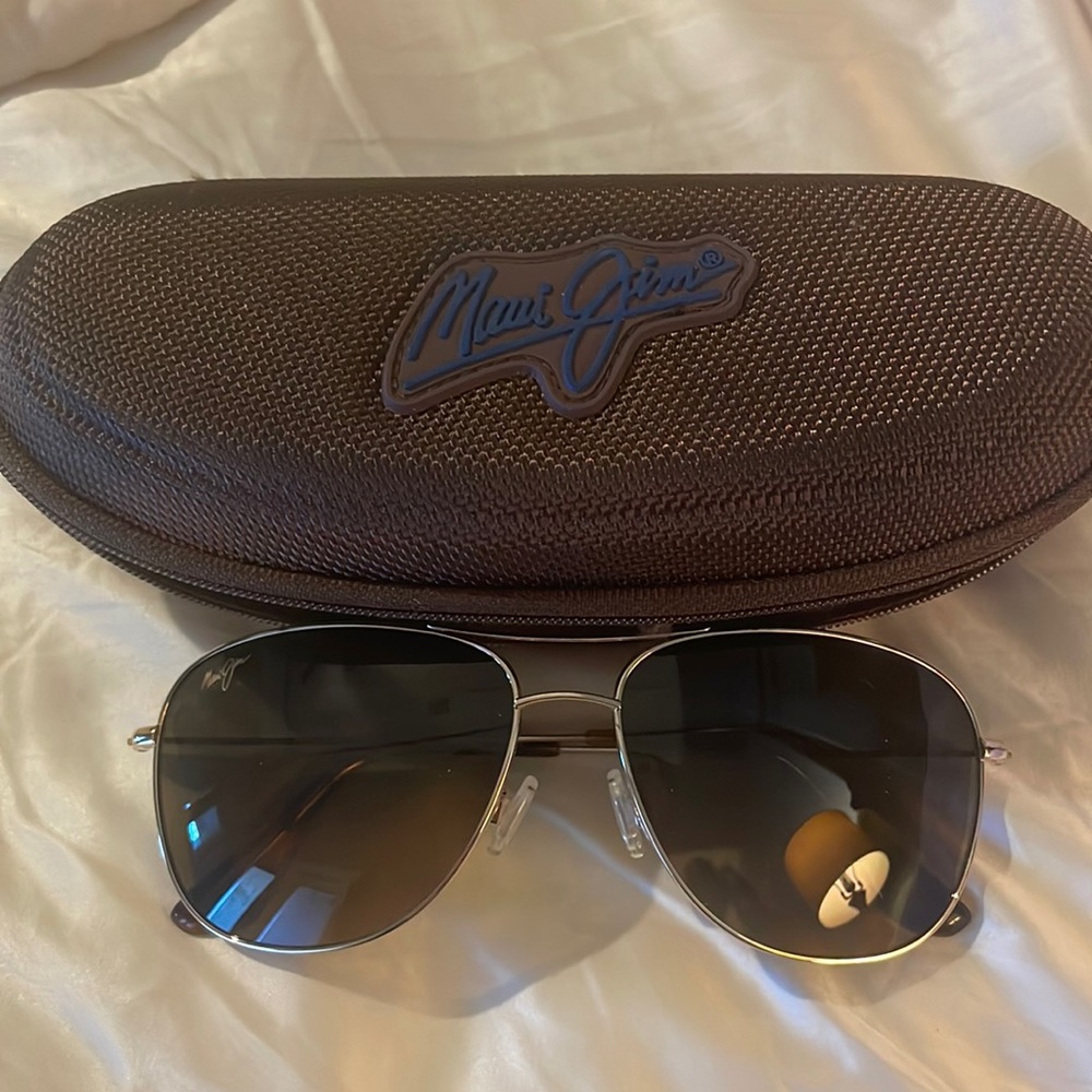 Maui Jim Cliff House B427 gold titanium
